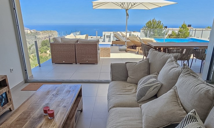 Resale - Villa -
Benitachell / El Poble Nou de Benitatxell - Cumbre del Sol