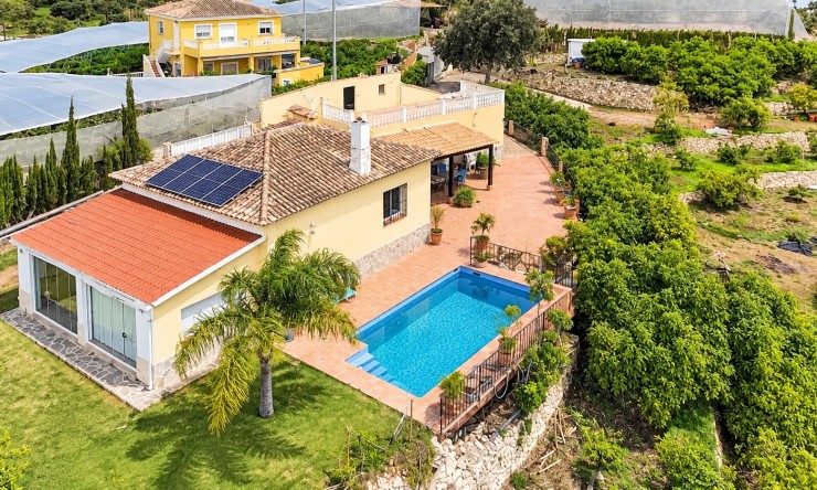 Reventa - Casa de campo -
Altea - Altea La Vella