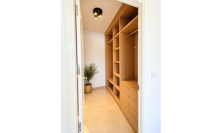 Resale - Villa -
Beniarbeig