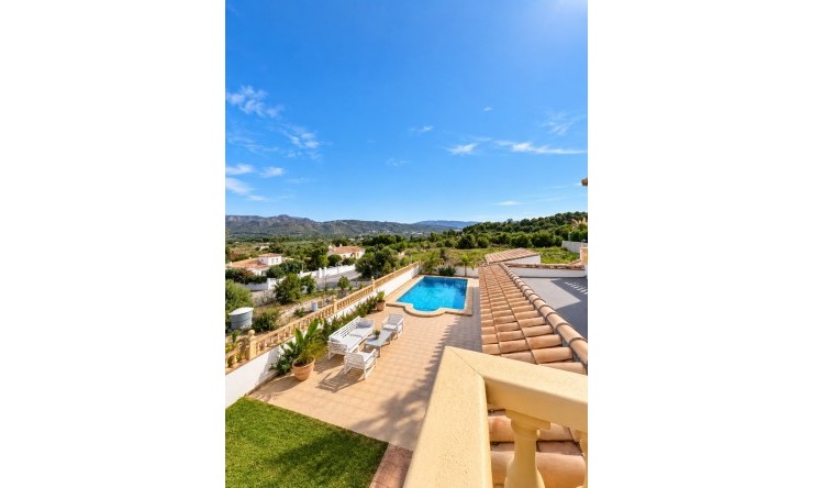 Resale - Villa -
Beniarbeig