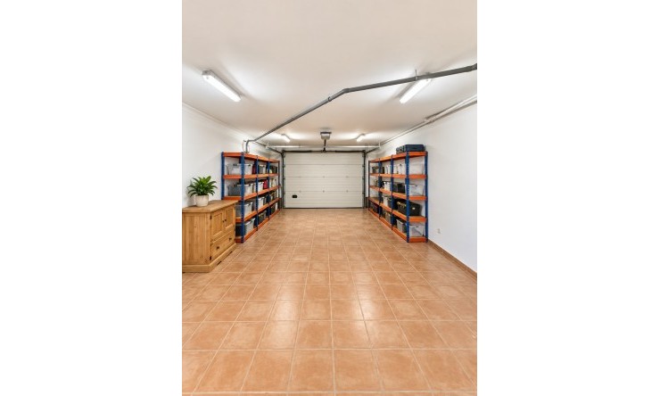Resale - Villa -
Beniarbeig