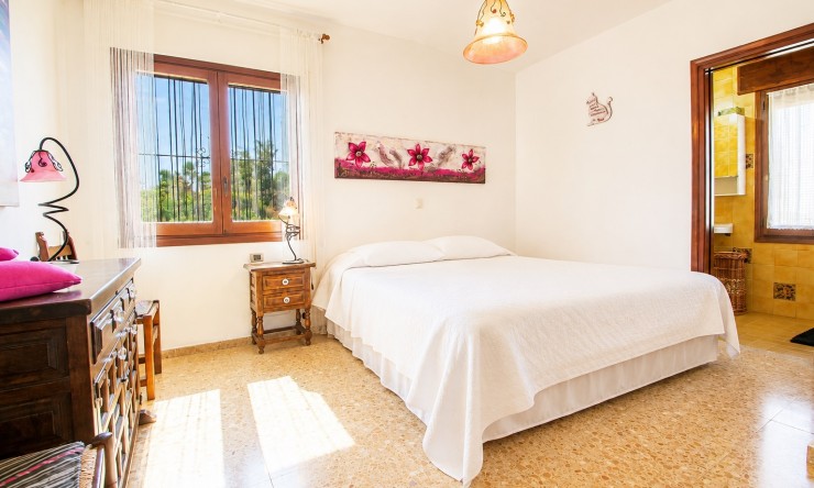 Rynek Wtórny - Willa -
Calpe / Calp - Benicolada - Las Adelfas