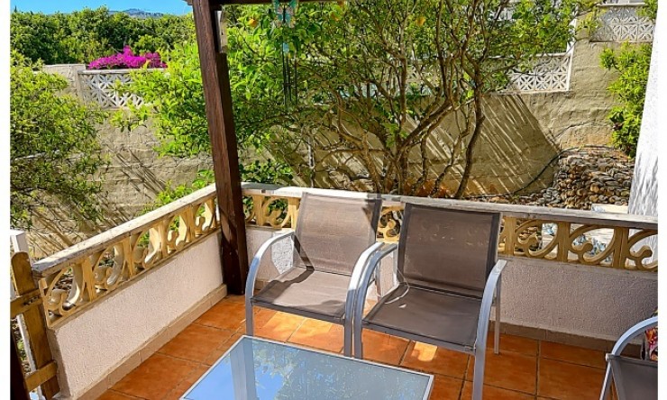 Resale - Villa -
Moraira - Paichi