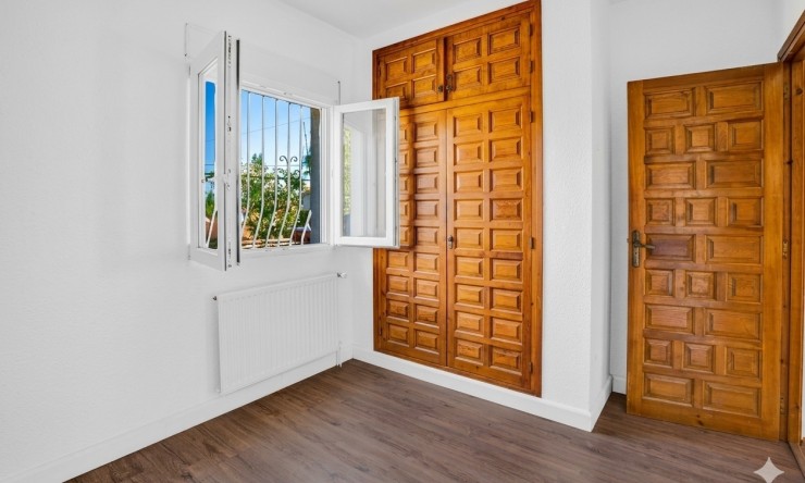 Reventa - Villa -
Calpe / Calp - Marisol Park - Ortembach - Los Almendros