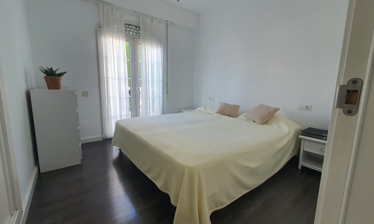 Rynek Wtórny - Kamienica -
Moraira - Benimeit - Tabaira