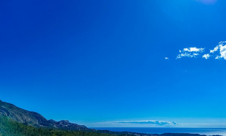 Herverkoop - Plot -
Altea
