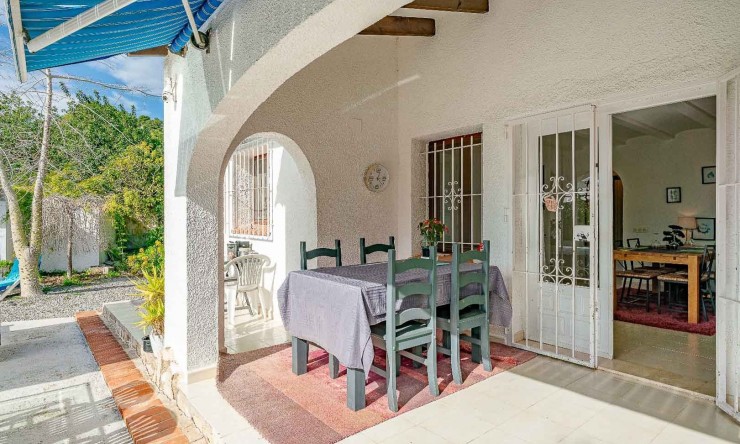 Resale - Villa -
Moraira - Arnella