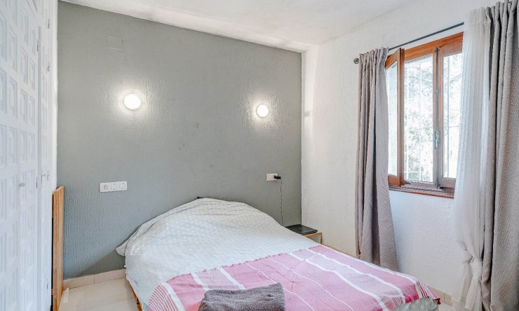 Resale - Villa -
Moraira - Arnella
