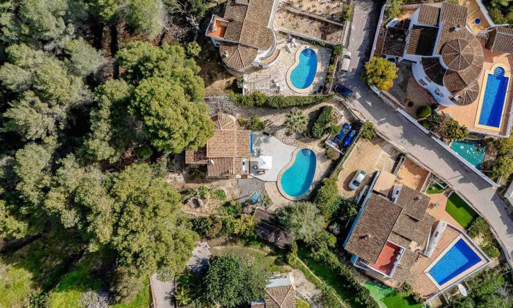 Resale - Villa -
Moraira - Arnella