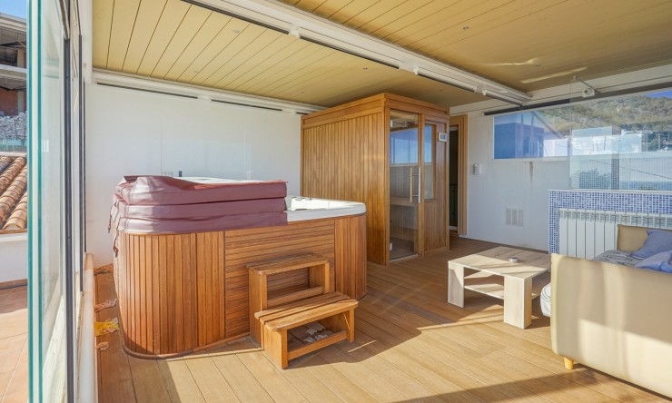 Resale - Villa -
Calpe - Partida Les Cucarres