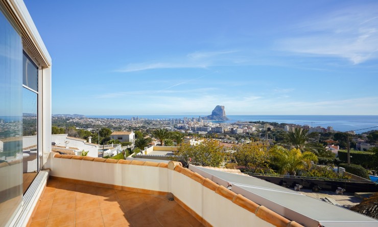 Resale - Villa -
Calpe - Partida Les Cucarres