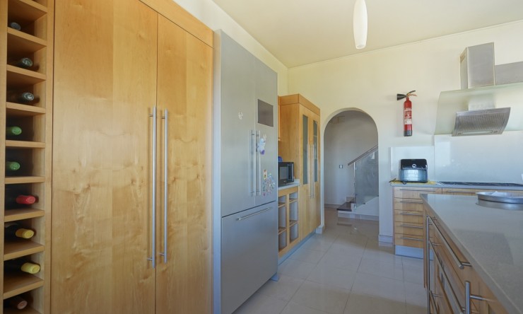 Resale - Villa -
Calpe - Partida Les Cucarres