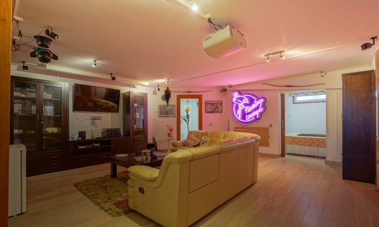 Resale - Villa -
Calpe - Partida Les Cucarres