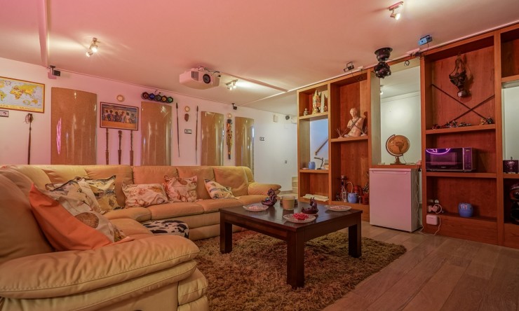 Resale - Villa -
Calpe - Partida Les Cucarres