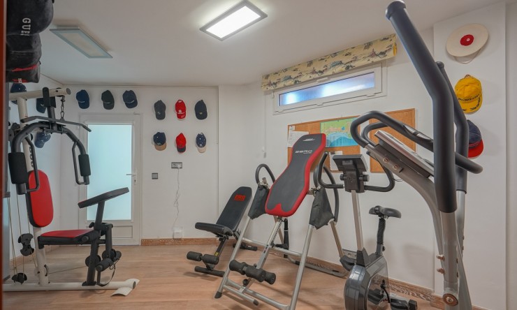 Resale - Villa -
Calpe - Partida Les Cucarres