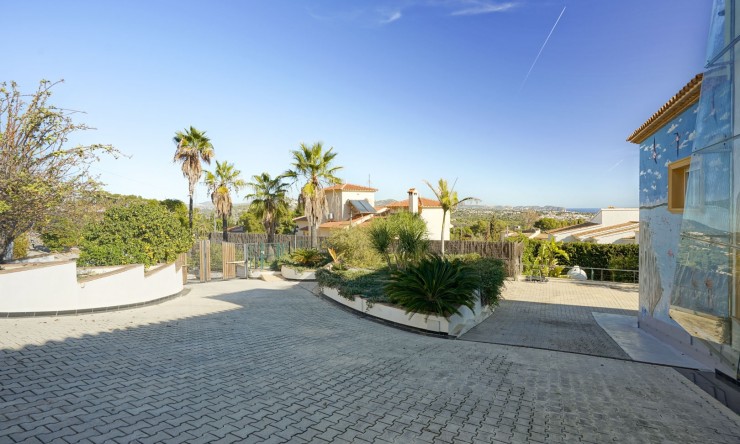 Resale - Villa -
Calpe - Partida Les Cucarres