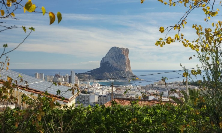 Resale - Villa -
Calpe - Partida Les Cucarres