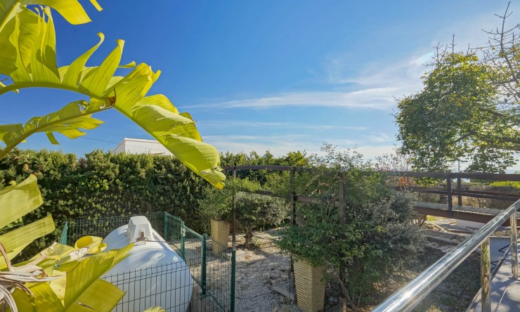 Resale - Villa -
Calpe - Partida Les Cucarres