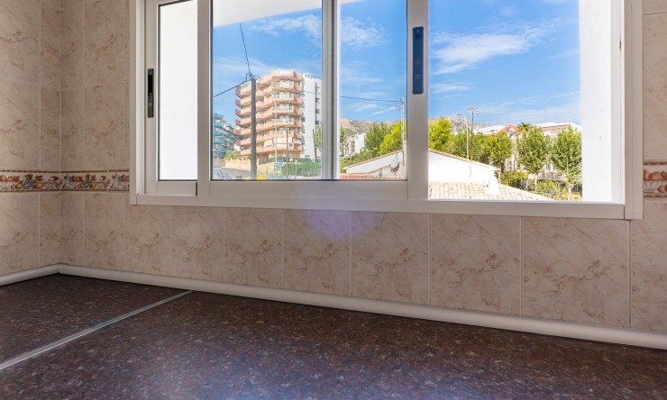 Resale - Apartment -
Calpe - Center