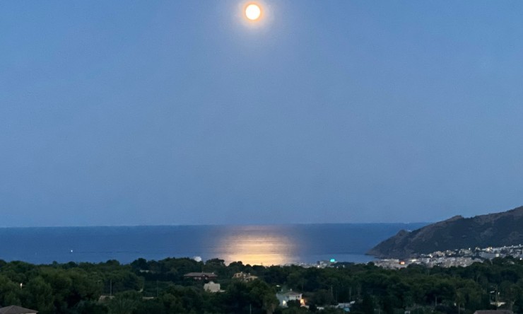 Resale - Villa -
Alfaz del Pi - El Cautivador