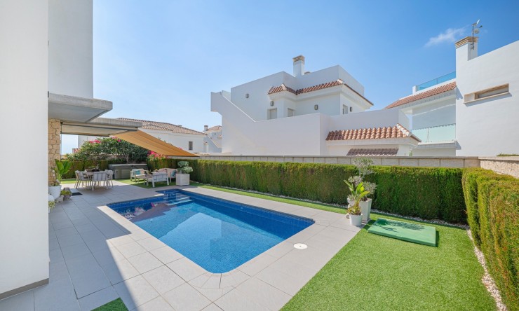 Wiederverkauf - Villa -
Ciudad Quesada - Rojales - Lo pepin