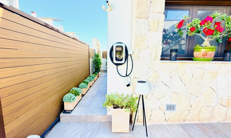 Resale - Semi detached -
Los Montesinos - La Herada
