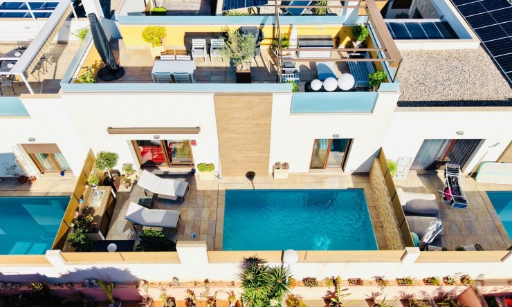 Resale - Semi detached -
Los Montesinos - La Herada