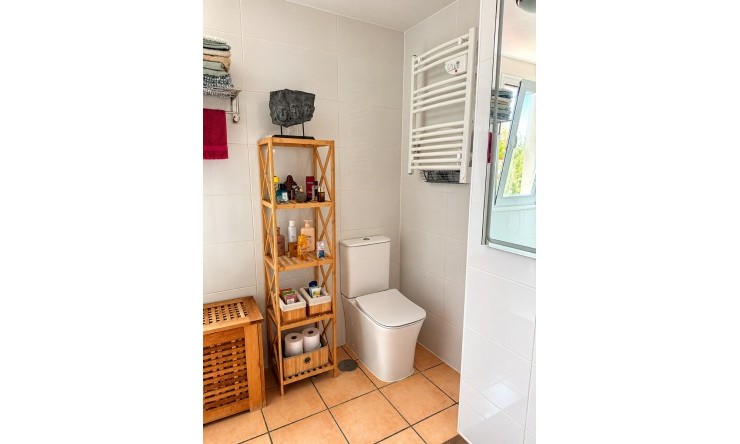 Resale - Apartment -
Altea - Sierra de Altea