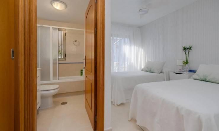 Resale - Penthouse -
Torrevieja - Playa de los Locos