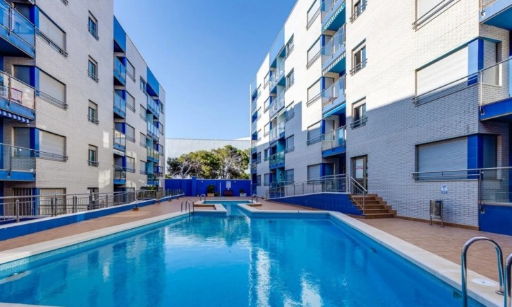 Resale - Penthouse -
Torrevieja - Playa de los Locos