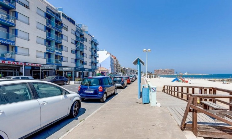 Resale - Penthouse -
Torrevieja - Playa de los Locos
