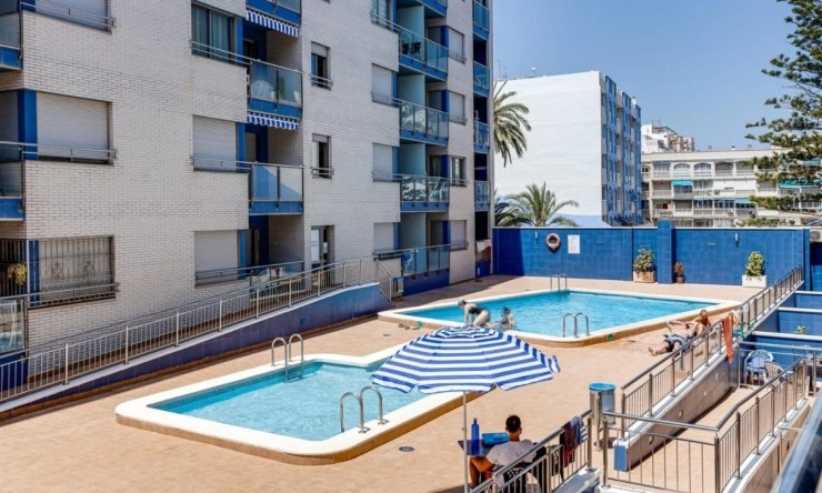 Resale - Penthouse -
Torrevieja - Playa de los Locos