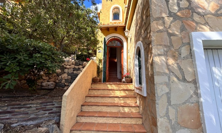 Resale - Villa -
Altea - Altea Hills