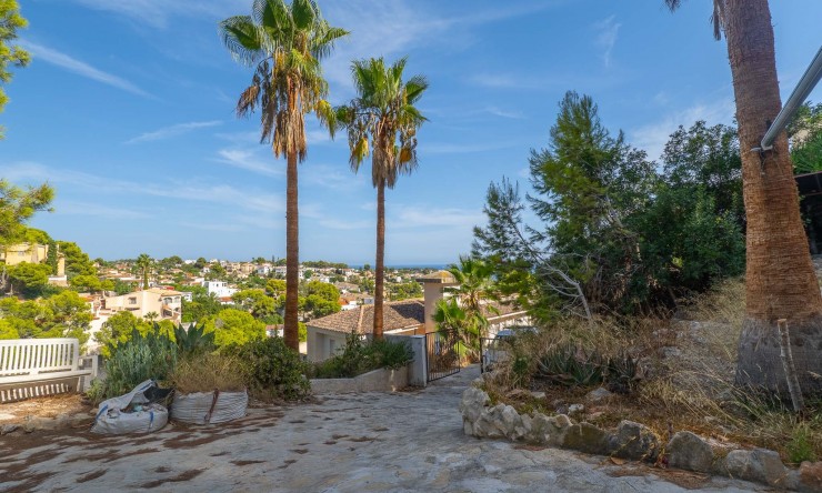 Resale - Villa -
Benissa - Montemar