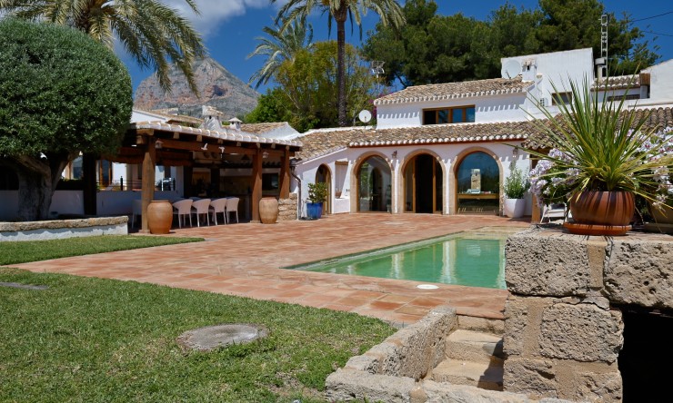 Reventa - Villa -
Jávea / Xàbia - Partida Tosal - Zona dels Castellans