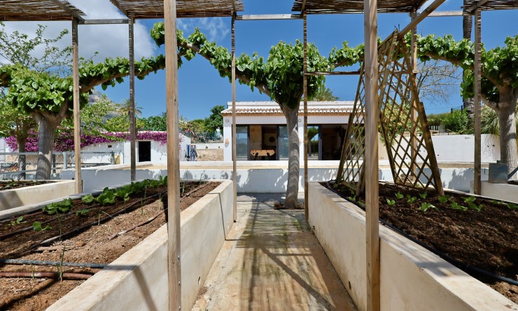 Reventa - Villa -
Jávea / Xàbia - Partida Tosal - Zona dels Castellans