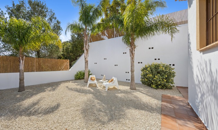 Reventa - Villa -
Jávea / Xàbia - La Granadella  - Costa Nova