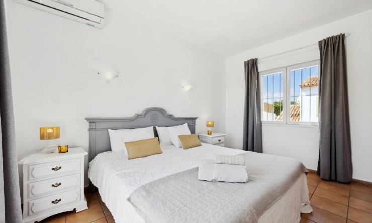 Reventa - Villa -
Jávea / Xàbia - La Granadella  - Costa Nova