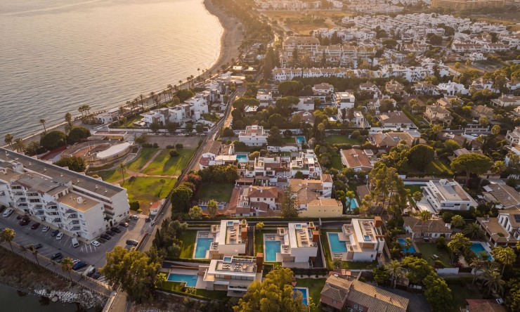 Nueva construcción  - Villa -
Marbella