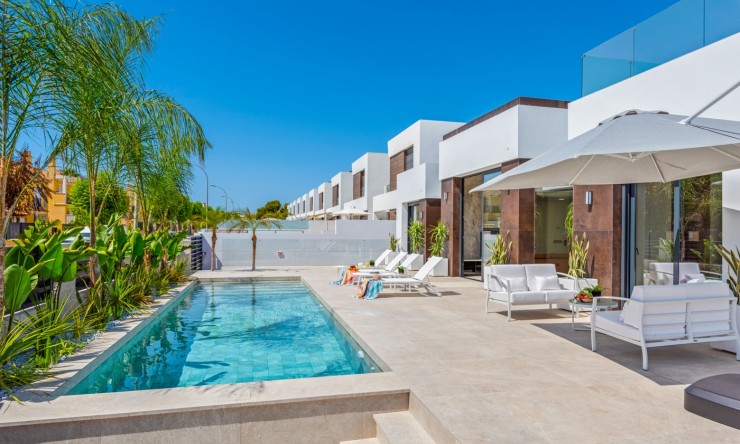 Resale - Villa -
El Campello - El Amerador