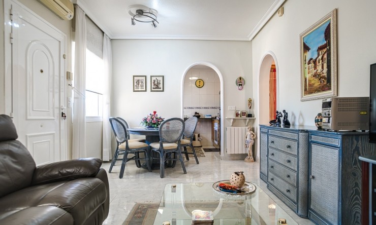 Reventa - Villa -
ORIHUELA COSTA - Los Altos