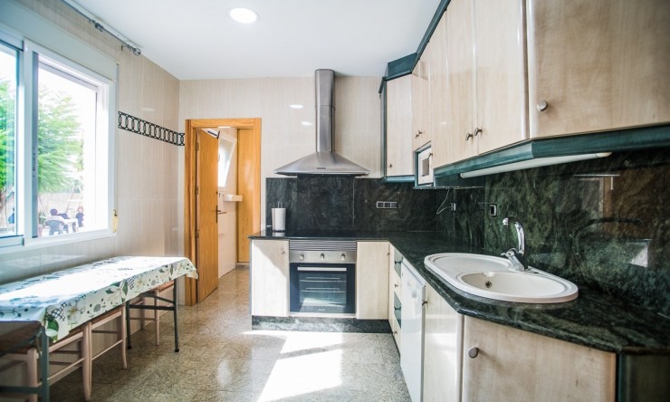 Resale - Villa -
ORIHUELA - La Matanza