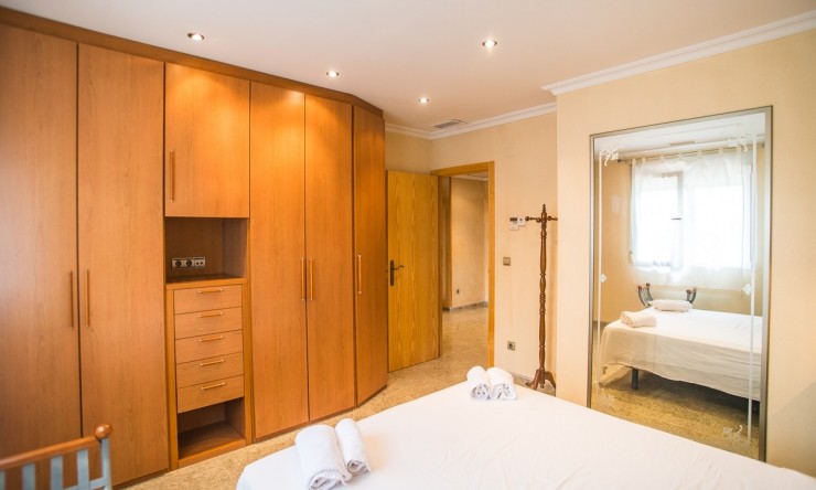 Resale - Villa -
ORIHUELA - La Matanza