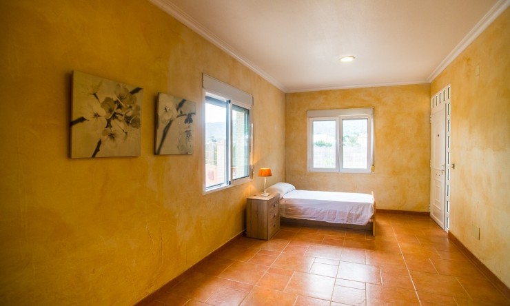 Resale - Villa -
ORIHUELA - La Matanza