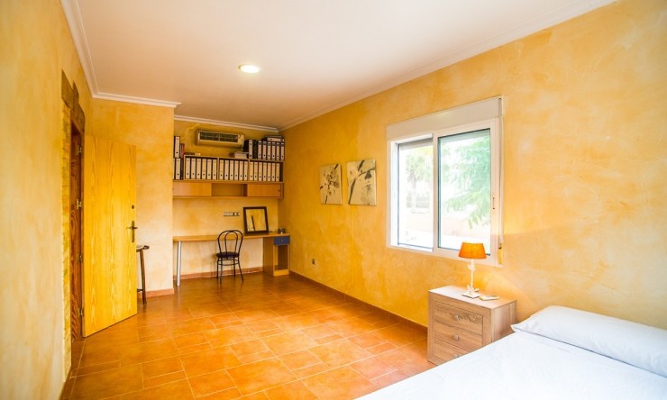 Resale - Villa -
ORIHUELA - La Matanza