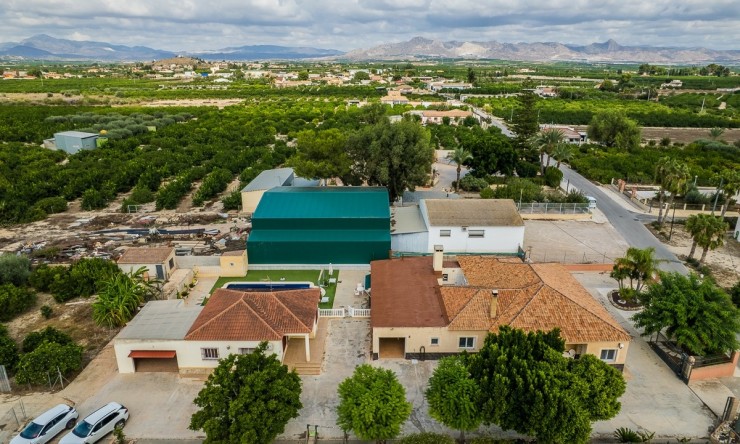 Resale - Villa -
ORIHUELA - La Matanza