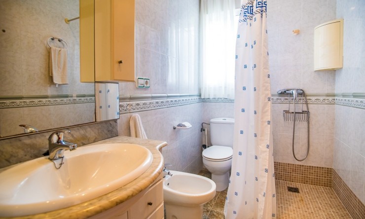Resale - Villa -
ORIHUELA - La Matanza