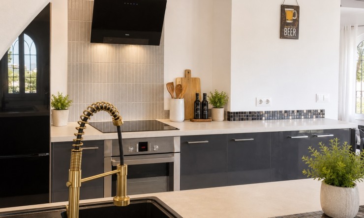 Resale - Villa -
Benissa - La Viña - Montemar - San Jaime