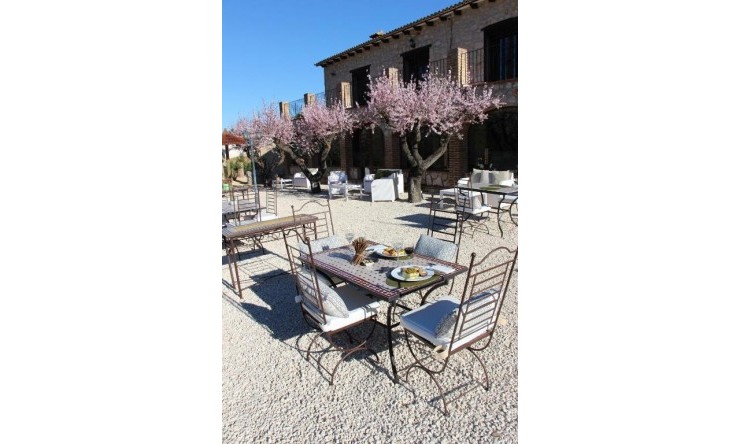 Reventa - Hotel -
Lliber