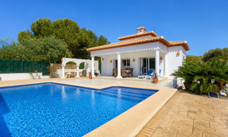 Resale - Villa -
Jávea / Xàbia - Partides comunes - Adsubia